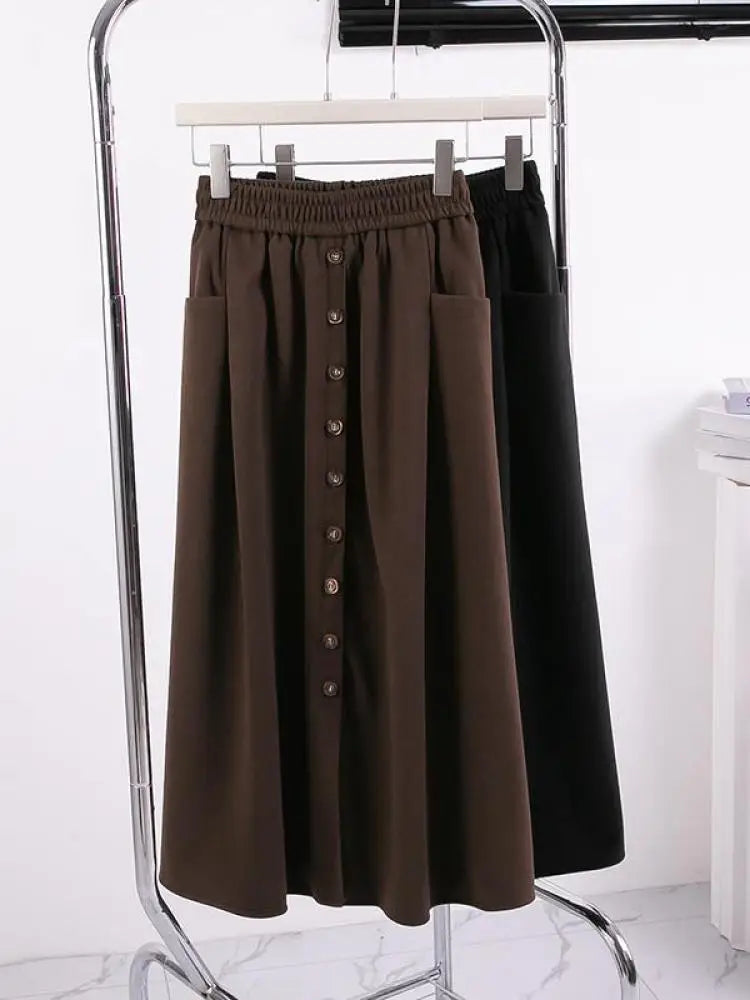 Korean Black Single Breasted Vacation Pleated Skirt Women's 2024 Autumn Winter Brown Elegant High Waist Plus Size Long Skirt New