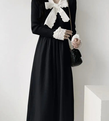 Korean Retro 2024 New Women Black Beige Patchwork Lace Holiday Pleated Dress Autumn Winter Red Bow Bandage Knitted Dress Popular