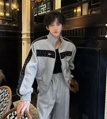 Men's Jacket Rivets Design Contrasting Color Stand Collar New Korean Shoulder Pad Jackets Multi Zippers Spring 2025 9W1344