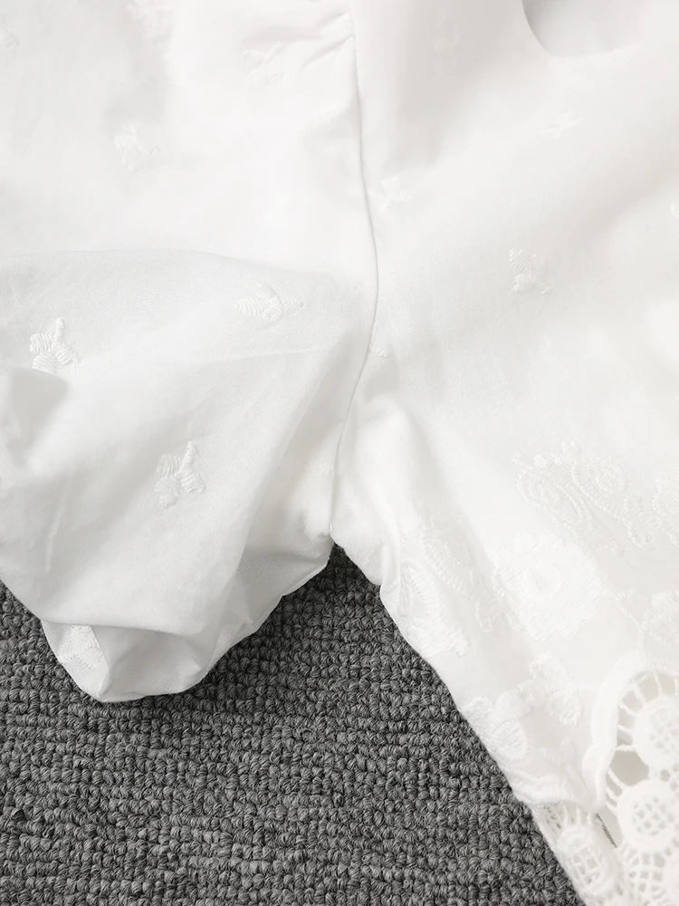 Women White Lace Hollow Out Elegant Slim Dress New Square Collar Short Sleeve Fashion Tide Spring Summer 2025 CPG3161