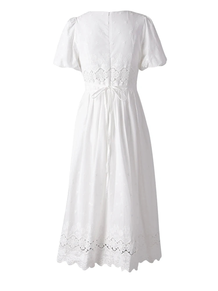 Women White Lace Hollow Out Elegant Slim Dress New Square Collar Short Sleeve Fashion Tide Spring Summer 2025 CPG3161
