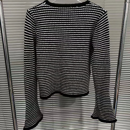 Load image into Gallery viewer, Hit Color Striped Spliced 3D Flower Cardigan for Women V Neck Long Sleeves Patchwork Zipper Elegant Cardigan Female
