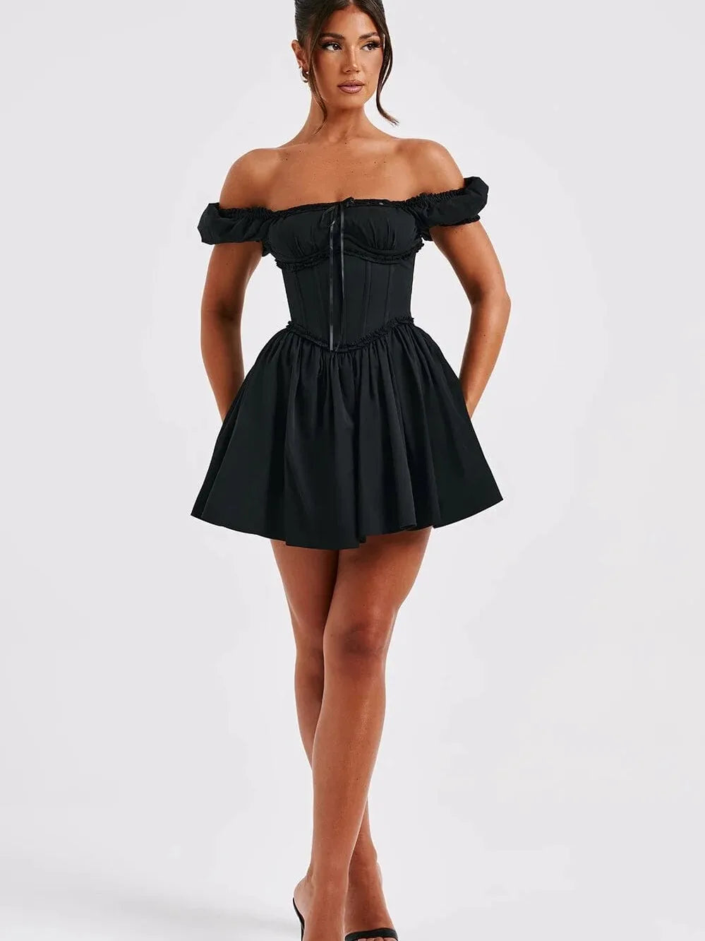 Elegant Sleeveless Tight Pleated Dress For Women Autumn 2024 New Sexy Backless Short Skirt Party Club Slim Evening Dress