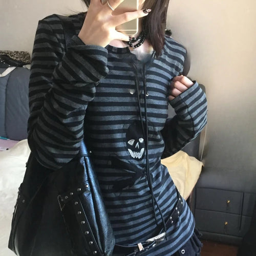 Load image into Gallery viewer, Stripe Grunge T-shirt Women Harajuku Vintage Punk Skull Print Tops Casual Y2k Aesthetic Streetwear Loose Gothic Bandage Tshirts

