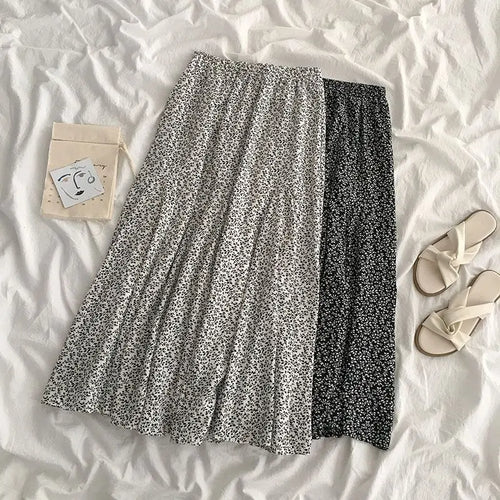 Load image into Gallery viewer, Spring Summer New Black Beige Print Elegant Vacation Party Pleated Skirt Women French Fashion Elastic High Waist Long Skirt Boho
