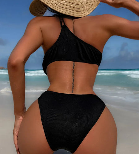 Black One Piece Swimsuit 2024 Asymmetric Swimwear for Women Sexy One Shoulder Bathing Suit Hollow Out Swimwear