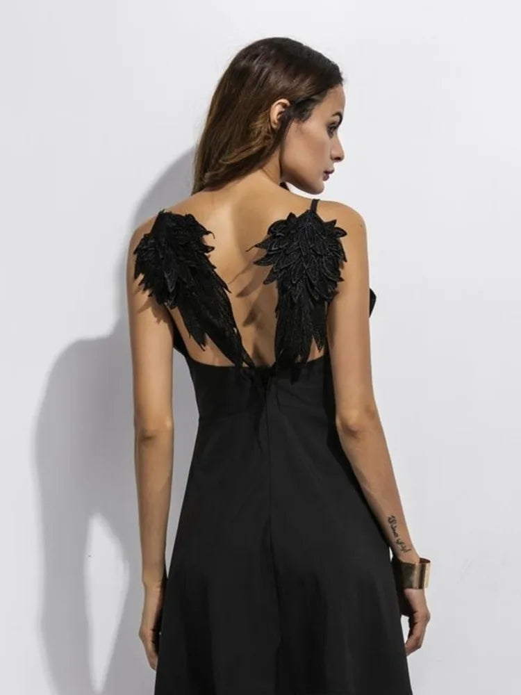 Elegant Spaghetti Strap Slimming Short Skirt For Women Autumn Collection 2024 Sexy Wings Lace Strap Mini Skirt Partywear