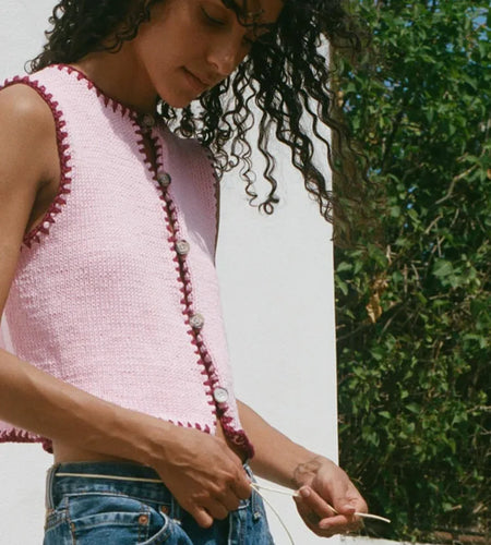 Contrast Color Knit Sweater Vest Women O Neck Single-btrasted Sleeveless Crop Tops Ladies Fashion Knitted Tops Vest