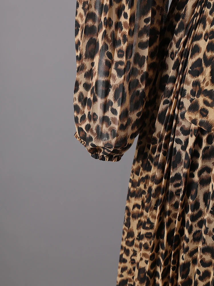 Women Brown Leopard Printed Rhinestones Long Dress New Round Neck Long Sleeve Fashion Tide Spring Autumn 2025 3WM2692