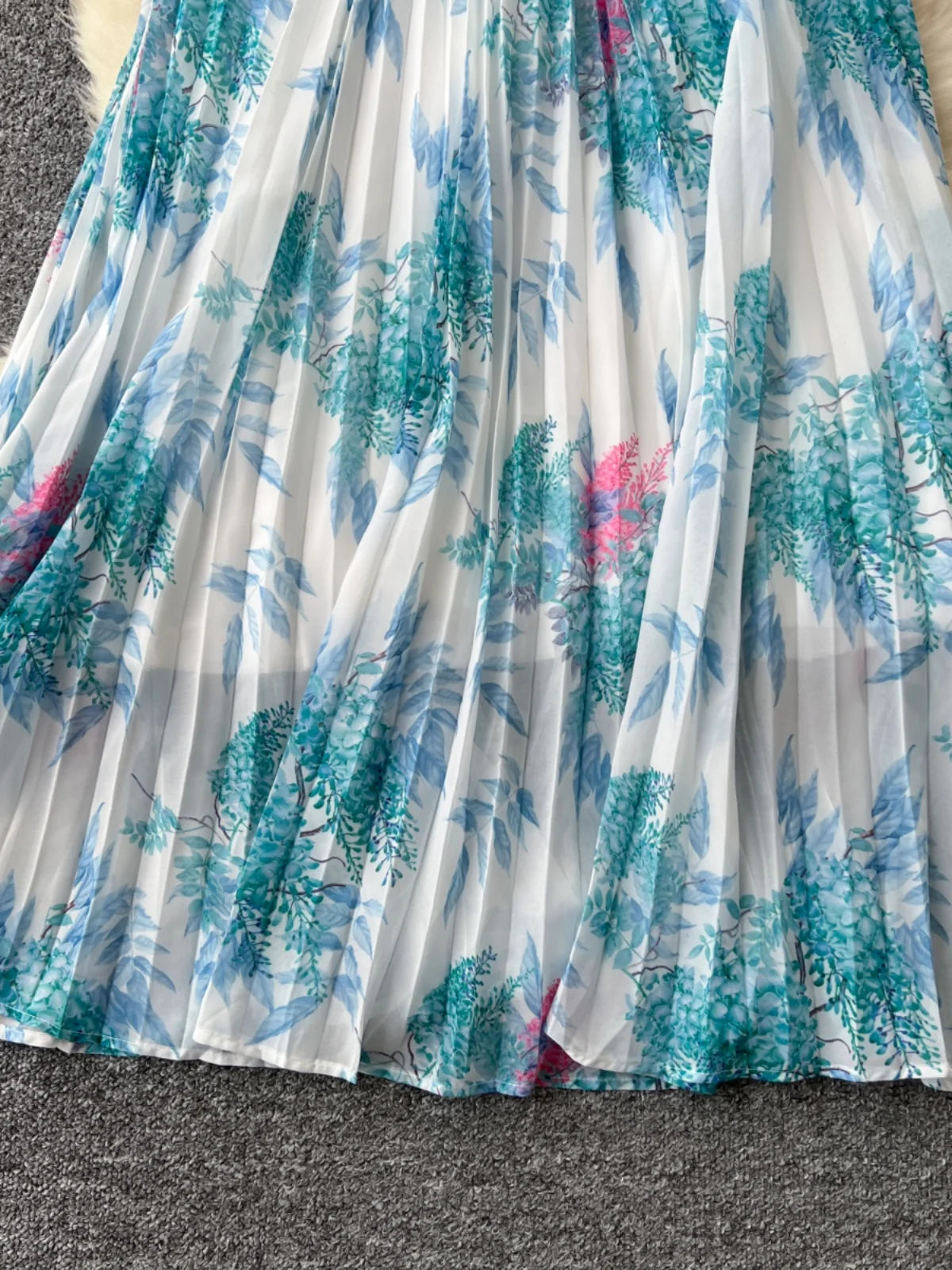 Summer New French Women's Blue Floral Patchwork Temperament Pleated Halter Lace-up Dress Vintage Elegant Backless Evening Dress