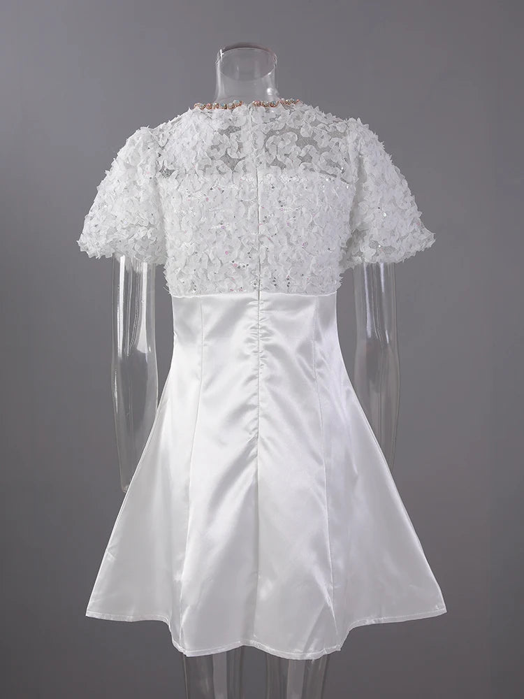 Women White Lace Rhinestones Elegant Slim Mini Dress New Round Neck Short Sleeve Fashion Tide Spring Summer 2025 CPG2980