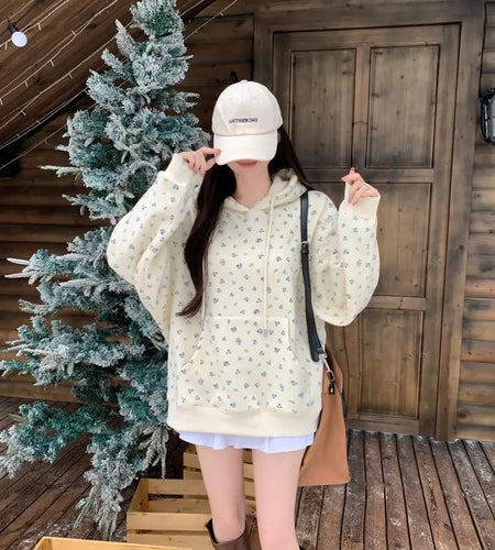 Korean Version Autumn Winter New Beige Print Long Sleeved Cotton Tops Women's Plush Velvet Pocket Hoodie Sweatershirt Thick Chic