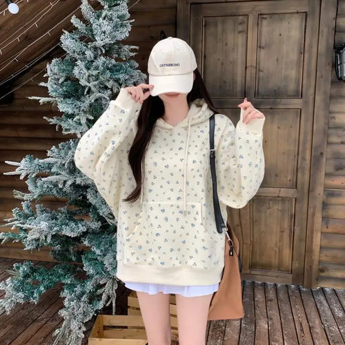 Load image into Gallery viewer, Korean Version Autumn Winter New Beige Print Long Sleeved Cotton Tops Women's Plush Velvet Pocket Hoodie Sweatershirt Thick Chic
