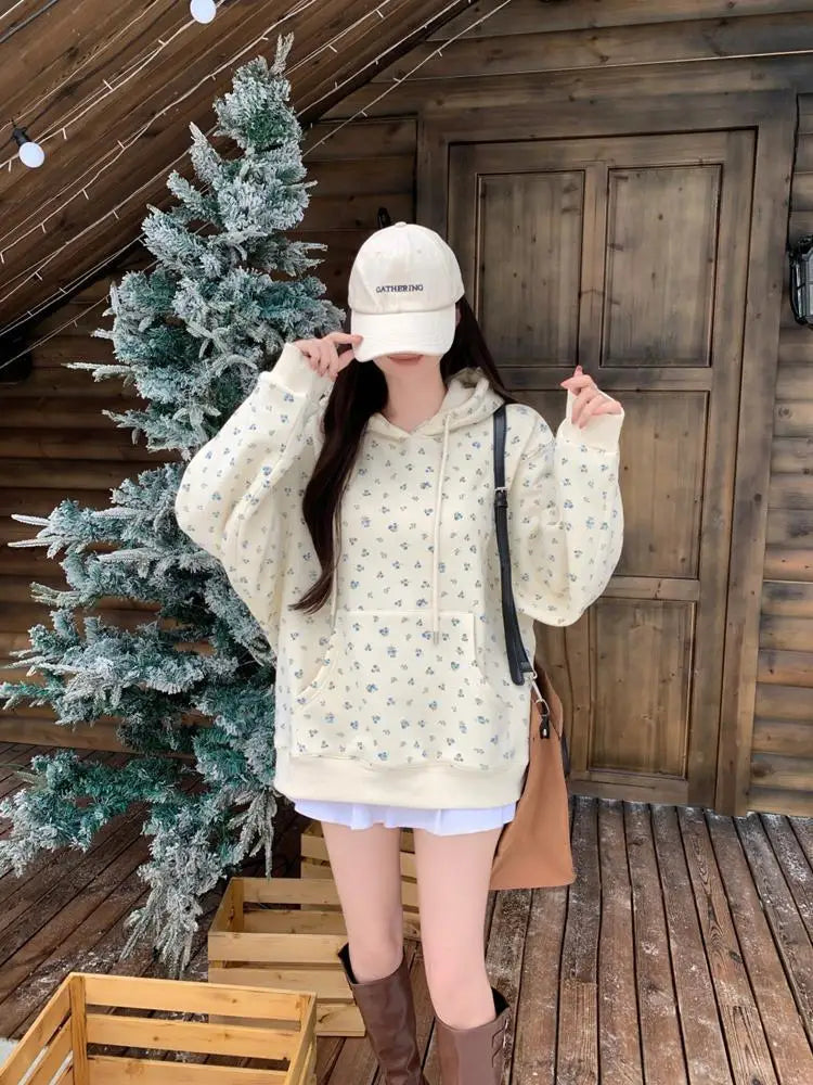 Korean Version Autumn Winter New Beige Print Long Sleeved Cotton Tops Women's Plush Velvet Pocket Hoodie Sweatershirt Thick Chic
