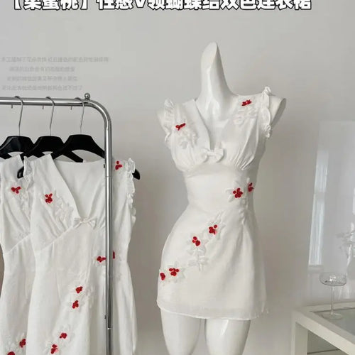 Load image into Gallery viewer, French Vintage Women's White Flower V Neck Elegant Holiday Short Vest Dress Summer Brown Sleeveless Ruffles Party Dress New Chic
