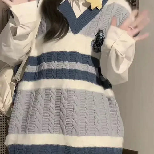 Load image into Gallery viewer, Autumn Grunge Loose Knitted Women's Tanks Casual All Match Sleeveless Pullovers Y2k Aesthetic Harajuku Streetwear Sweater Vest
