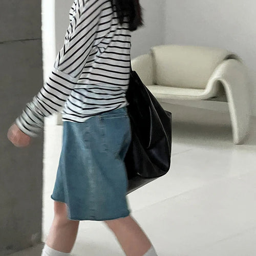 Load image into Gallery viewer, Women Black Striped Irregular Eelgant Big Size T-shirt New Skew Collar Long Sleeve Fashion Tide Spring Autumn 2025 1DJ1308
