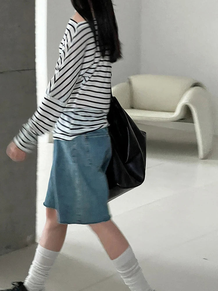 Women Black Striped Irregular Eelgant Big Size T-shirt New Skew Collar Long Sleeve Fashion Tide Spring Autumn 2025 1DJ1308