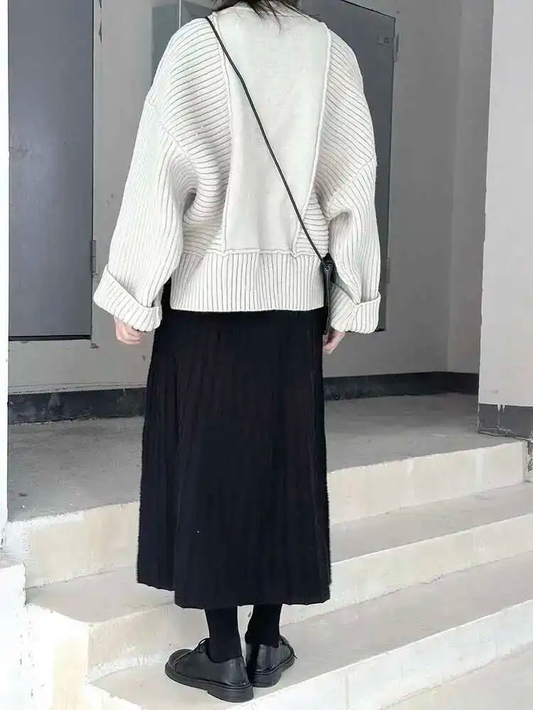High Elastic Waist Black Pleated Knitting Sweater A-line Half-body Skirt Women Fashion Tide New Autumn Winter 2025 1DH9208