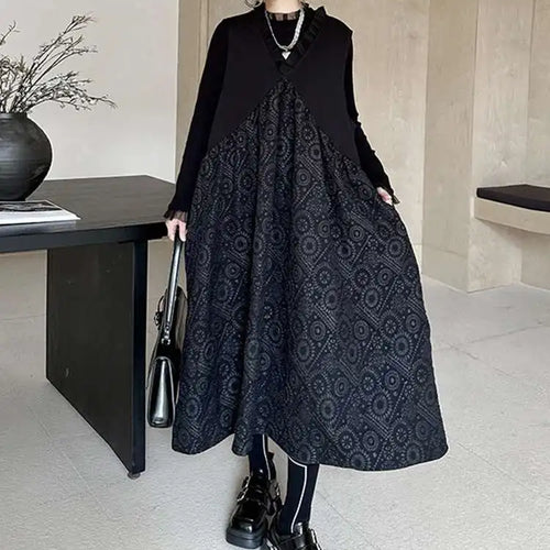 Load image into Gallery viewer, Women Black Pattern Textured Big Size  Long Vest Dress New V-Neck Sleeveless Fashion Tide Spring Autumn 2025 1DH844101
