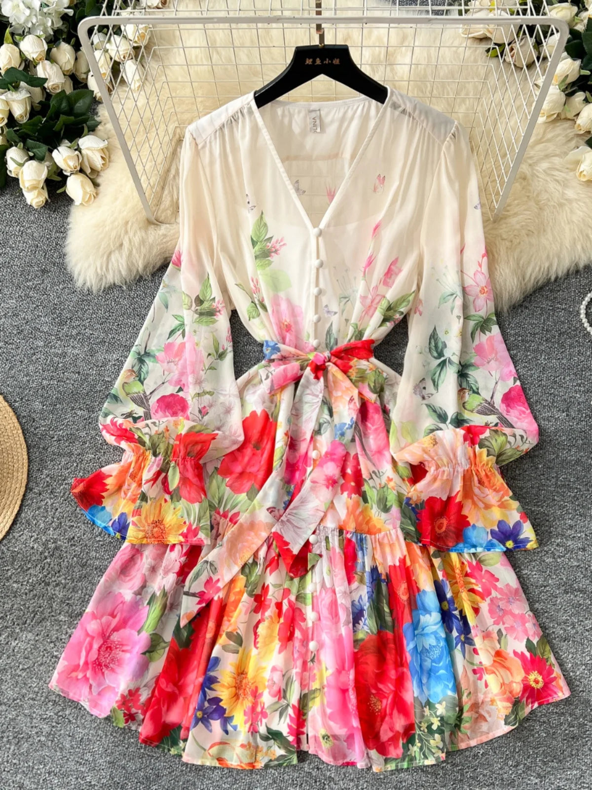 Bohemian Women Beige Flower Vacation Temperament Bandage Pleated Short Dresses Spring V Neck High Waist Party Prom Dress Popular