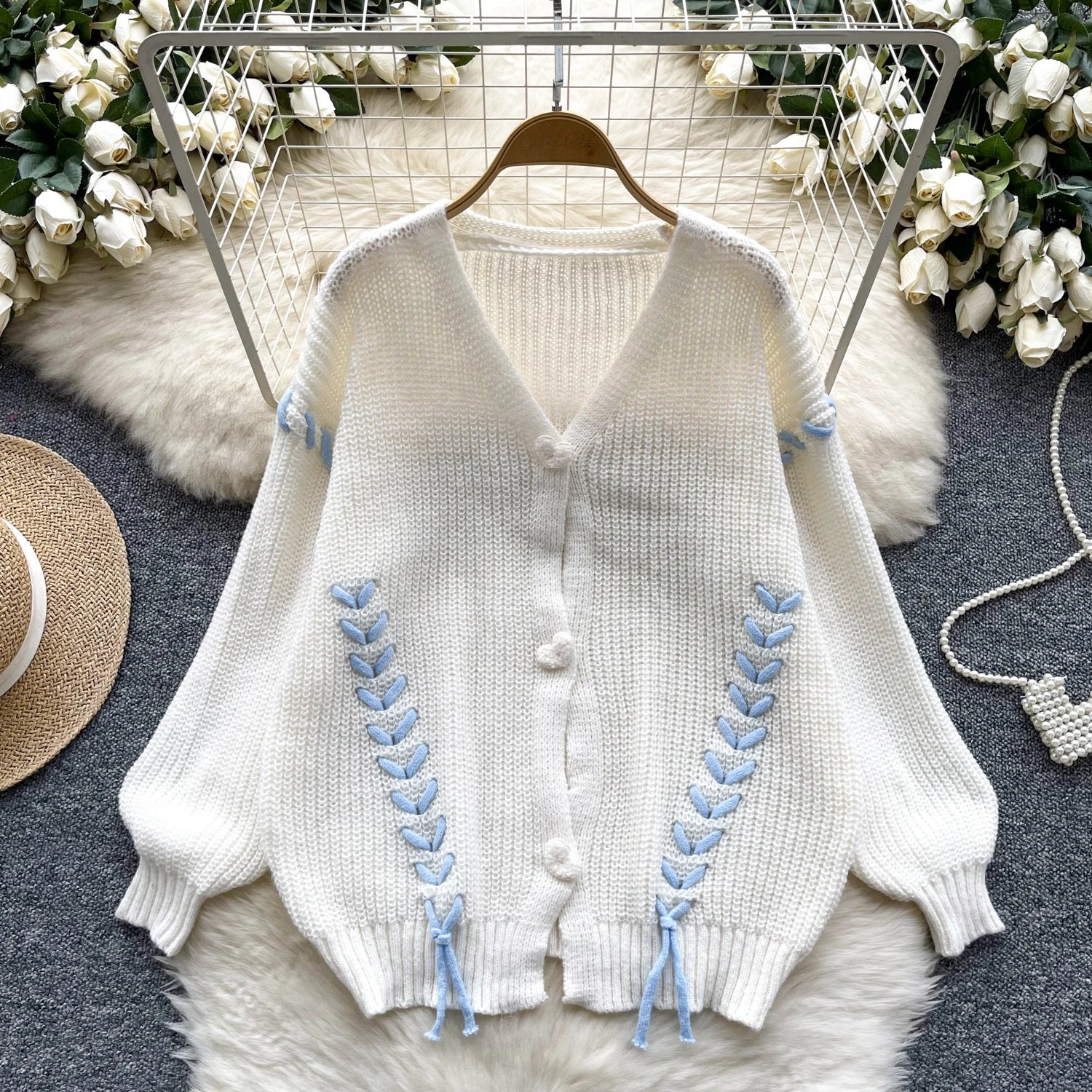 2024 New Autumn Winter Black Beige Single Breasted Cardigan Sweater Women Thick V Neck Casual Long Sleeved Knitted Top Versatile