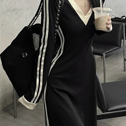 Load image into Gallery viewer, Korean Style Oversize Striped Long Dress Women Kpop Casual Design Sport School Maxi Dresses V-neck Autumn
