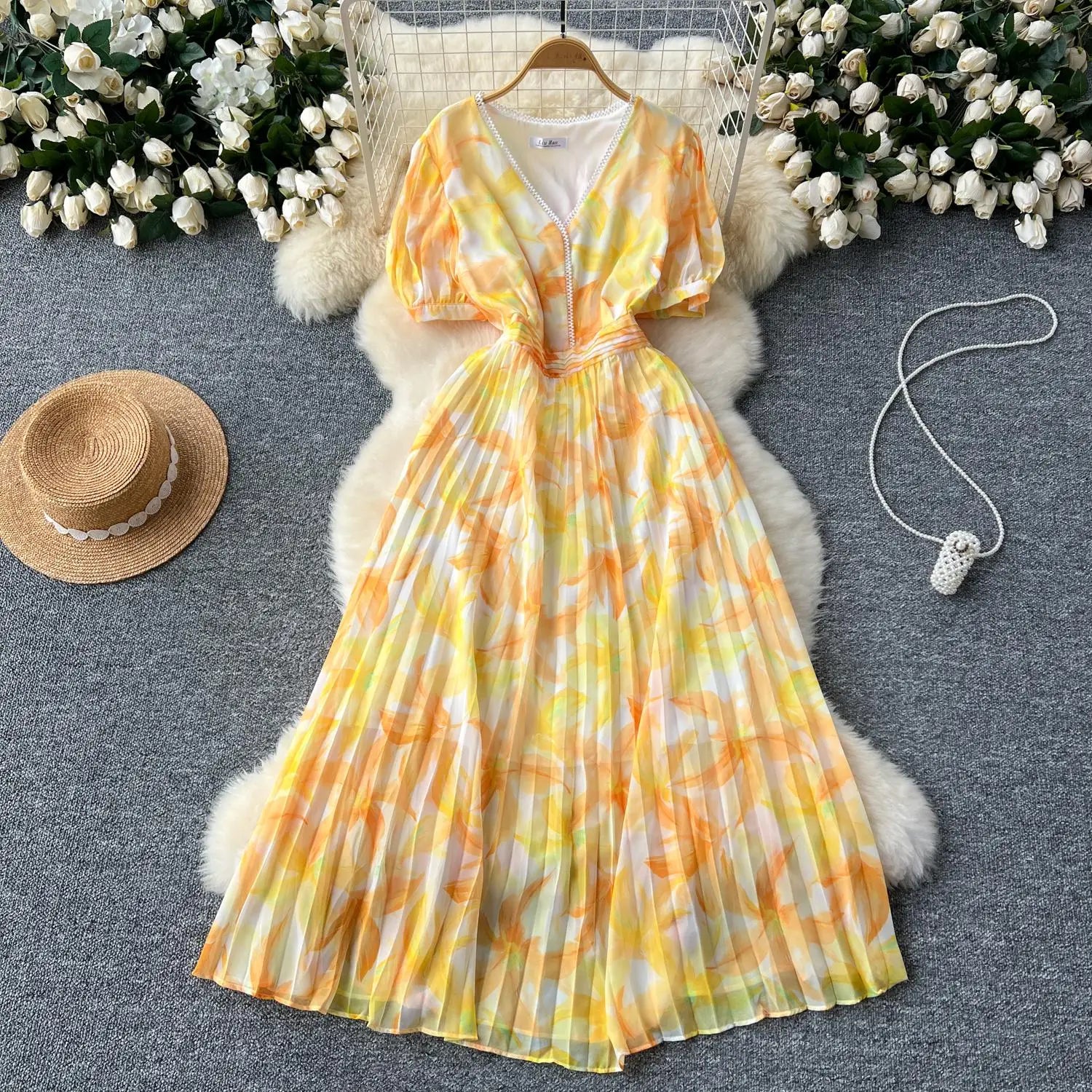 French Retro Romantic Women's Elegant Print V-neck Short Sleeved Pleated Long Dress Summer Vacation Party Evening Dress Bohemian