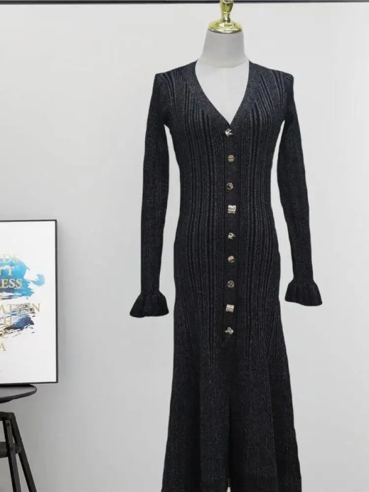 Autumn Winter Black V Neck Single Breasted Knitted Dress For Women French 2024 New Beige Elegant Long Sleeve Fishtail Dress Chic