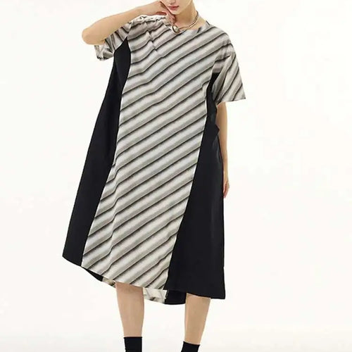 Load image into Gallery viewer, Women Purple Striped Color-block Big Size Dress New Round Neck Short Sleeve Fashion Tide Spring Summer 2025 1DH5420
