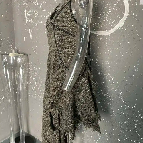 Load image into Gallery viewer, Women 25% Wool Irregular Tassels Burr Hem Vintage Dress New V-Neck Sleeveless Fashion Tide Autumn Winter 2025 1DH4036
