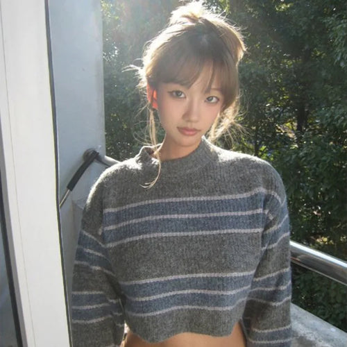 Load image into Gallery viewer, Vintage Striped Cropped Sweater Women Loose Harajuku Pullover Y2k Sexy Girl Korean Fashion Streetwear Fairy Jumper All Match
