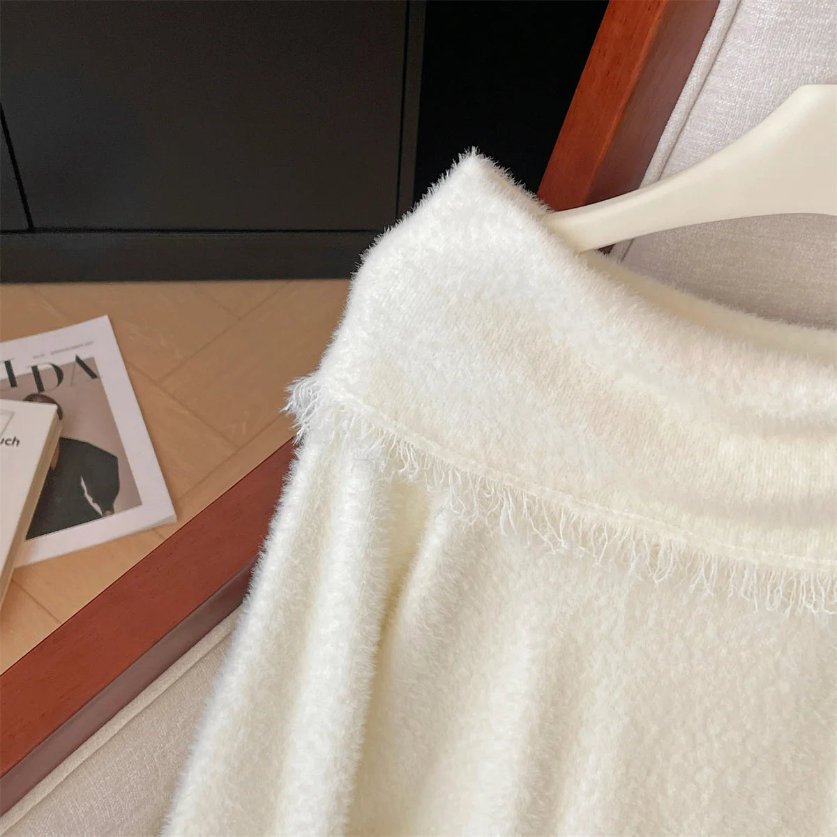 Korean Fashion Autumn Winter White Tassels Elegant Long Sleeves Knit Sweater Women's Office Pullover Short Tops Streetwear Trend