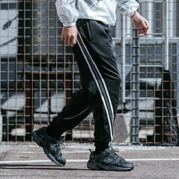 White Striped Elastic Jogger Sweatpants-men fitness-wanahavit-Black-S-wanahavit