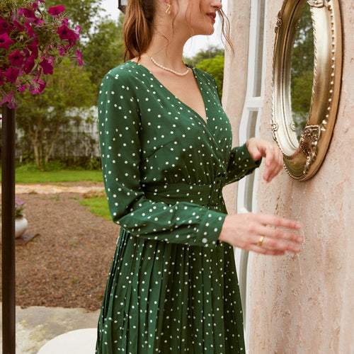 Load image into Gallery viewer, Sexy V-neck Solid Party Lantern Single Breasted A-line Midi Green Ribbon Long Sleeve Dress
