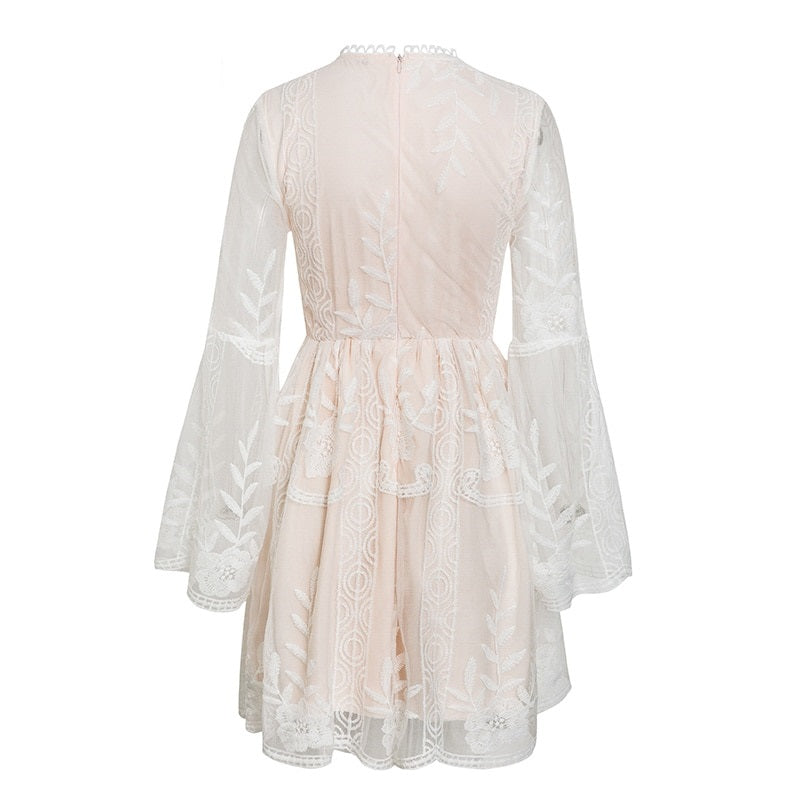 Sexy V-neck Boho Summer Trumpet Sleeve Ruffle White Floral A-line Lace Mini Dress