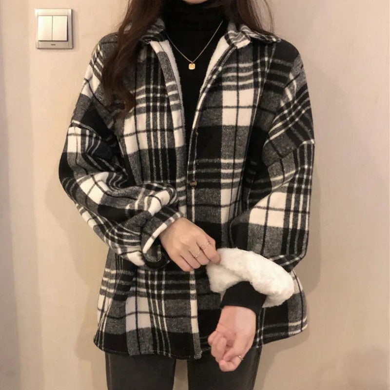 Thick Women Plaid Shirts Long Sleeve Warm Button Up Korean Ladies Tops Vintage Winter Korean Turn Down Collar Female Shirts