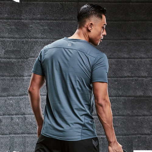 Load image into Gallery viewer, Plue Size Men&#39;s Ice Silk T-Shirt Fashion Sports Undershirt Thin Slim Shirts Tops Summer O-Neck Short Sleeve Quick Dry Breathable
