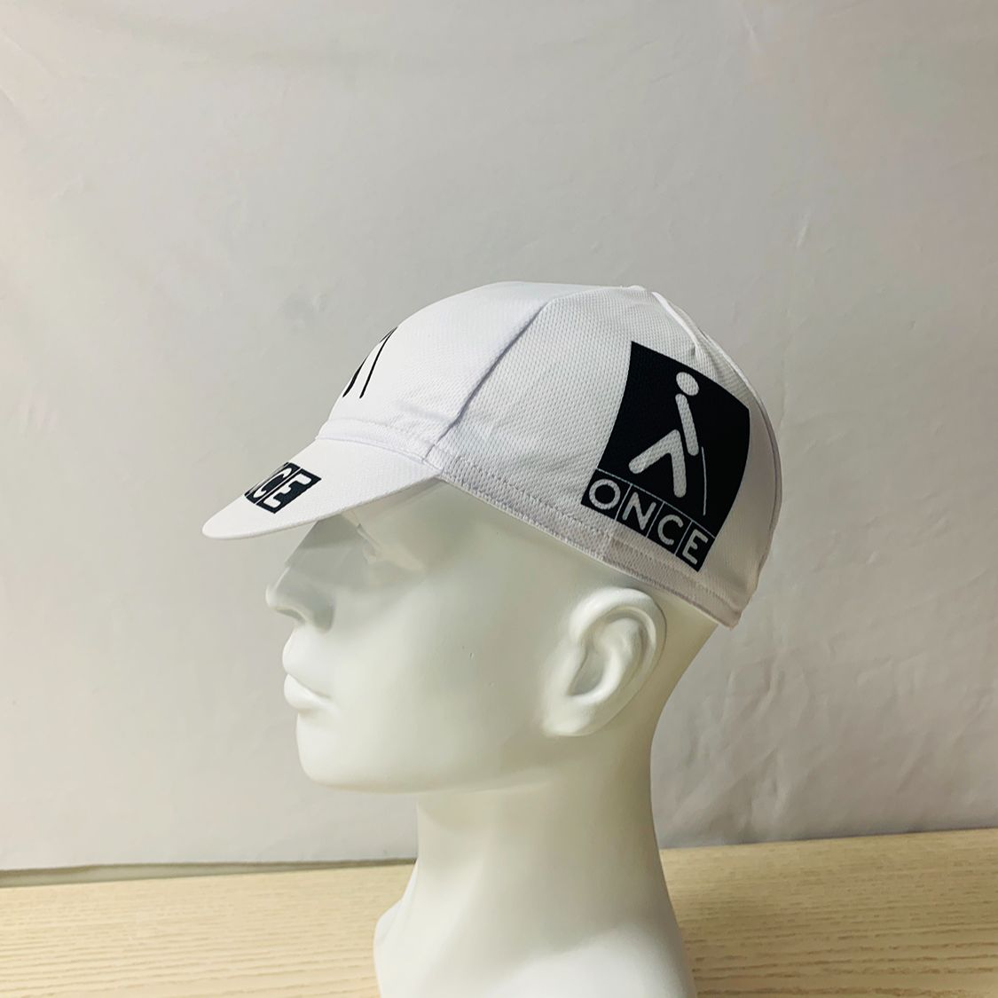 Classic RETRO Polyester Cycling Caps Summer Quick Drying Men And Women Wear White