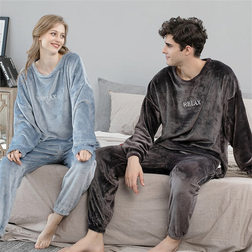 Load image into Gallery viewer, Women&#39;s Pajamas Set Thick Flannel Sleepwear Casual Warm Winter Coral Fleece Men Homewear Couple Homesuit пижама женская
