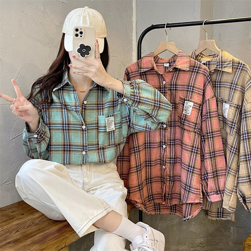 Load image into Gallery viewer, Plaid Women Shirts Autumn Fashion Loose Lantern Sleeve Korean Turn Down Collar Female Button Up Tops Causal Pocket Shirts
