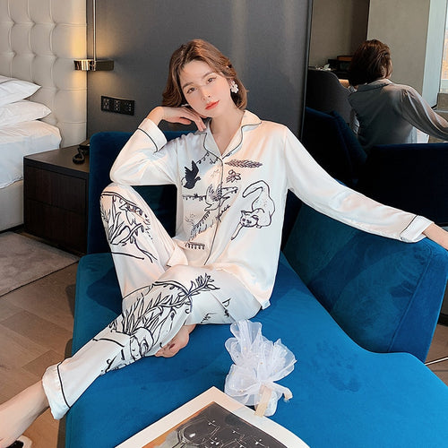 Load image into Gallery viewer, Women&#39;s Pajamas Set Luxury Style Fashion Natural Animal Graffiti Sleepwear Silk Like Leisure Home Clothes Nightwear
