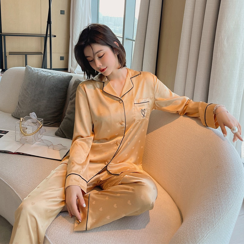 Women's Pajamas Set V Neck Luxury Style Fashion Heart Embroidered Sleepwear Silk Like Home Suit Nightwear Pijama Femme