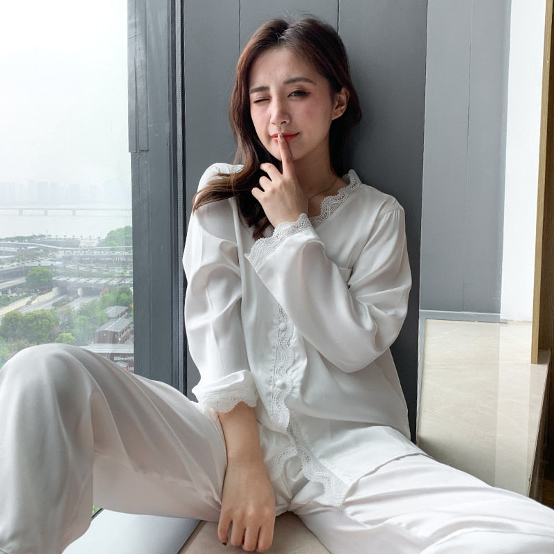 White silk like women's pajamas set autumn long-sleeved nighties palace style sleepwear set black beautiful home nighty suit