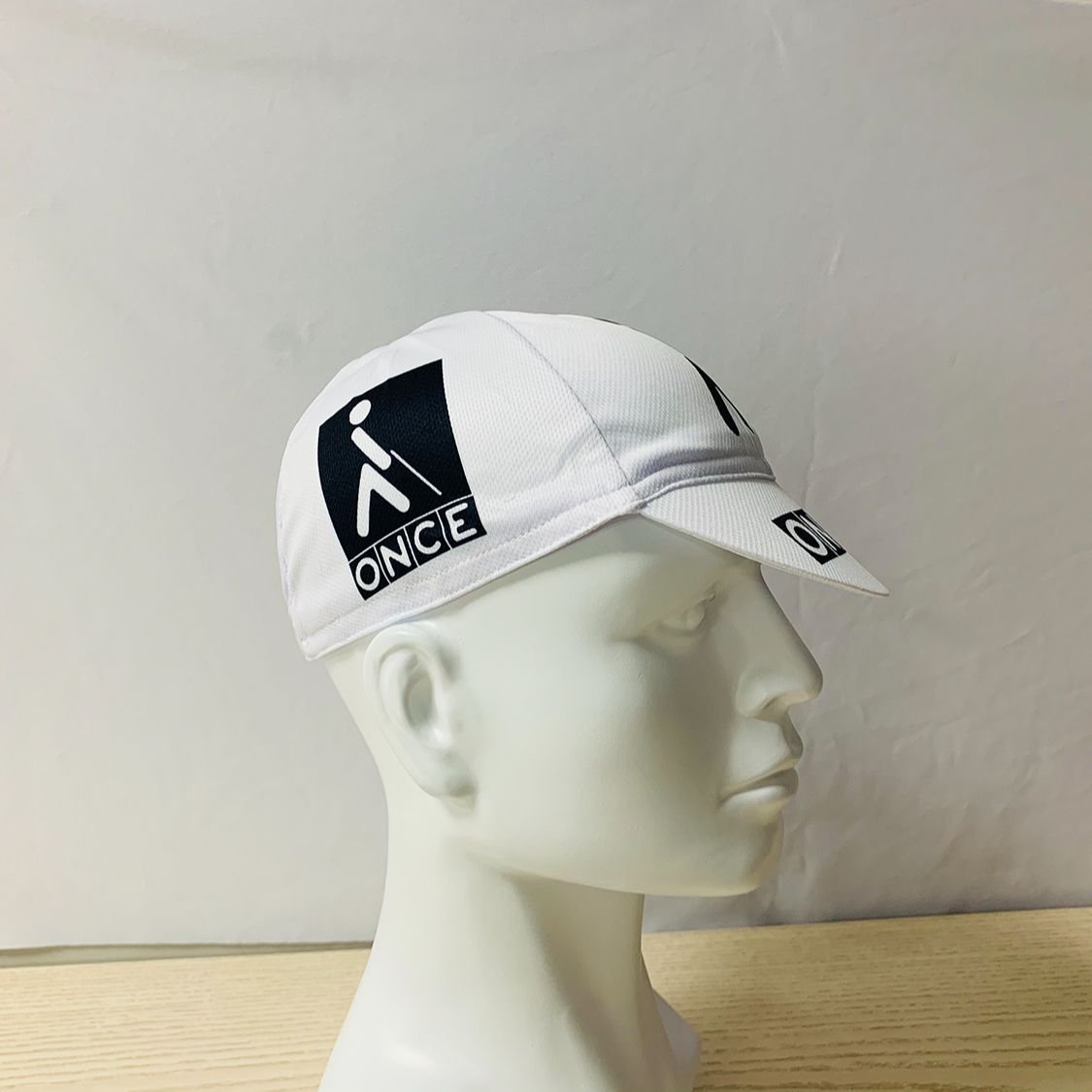 Classic RETRO Polyester Cycling Caps Summer Quick Drying Men And Women Wear White