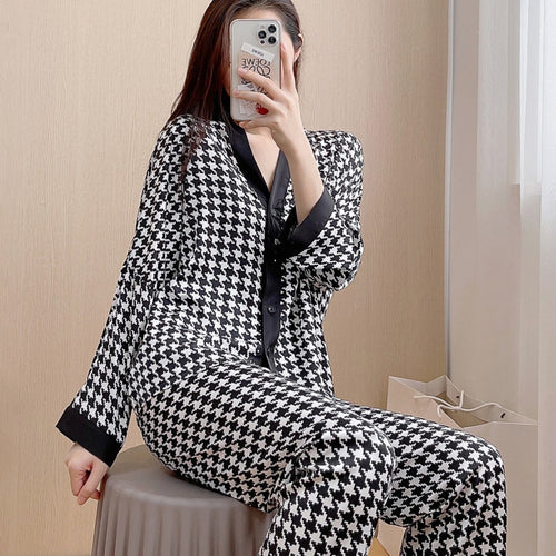 Load image into Gallery viewer, Autumn Women&#39;s Pajamas Houndstooth Sleepwear Fashion Style Silk Like Nightwear Casual V-neck Homewear Pyjamas Femme
