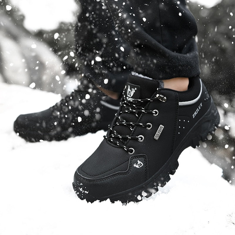 Brand Men Winter Snow Boots Couples Sneakers Warm Plush Men's Boots Outdoor Male Hiking Boots Work Shoes Flats Short Boots