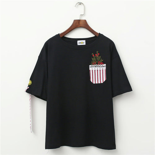 Load image into Gallery viewer, Floral Embroidery Design Pocket Tees-women-wanahavit-Black-One Size-wanahavit
