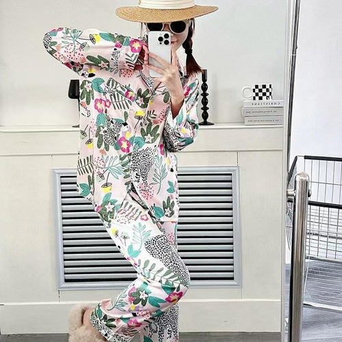 Load image into Gallery viewer, Women&#39;s Imitation Silk Pajamas Fashion Leopard Print Long Sleeved Pants Sleepwear Set Breathable Cardigan Lapel Homewear
