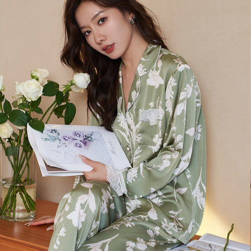 Load image into Gallery viewer, High Quality Women&#39;s Pajamas Set Fresh Floral Print Leisure Sleepwear Silk Like Long Homewear Nightwear Femme Petite
